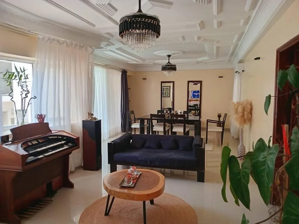 Chambres Doubles Tout Confort Dans Appartement Luxueux Yoff Virage Dakar